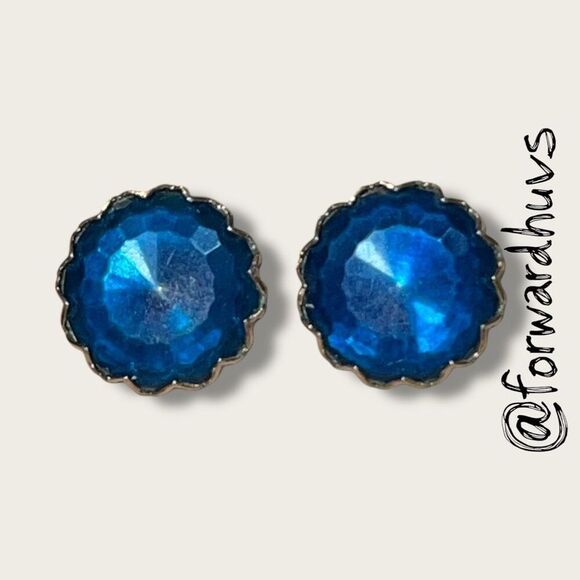Bundle Sale 3 for $15 | Vintage Faceted Round Blue Glass Clip-On Earrings - Picture 1 of 7